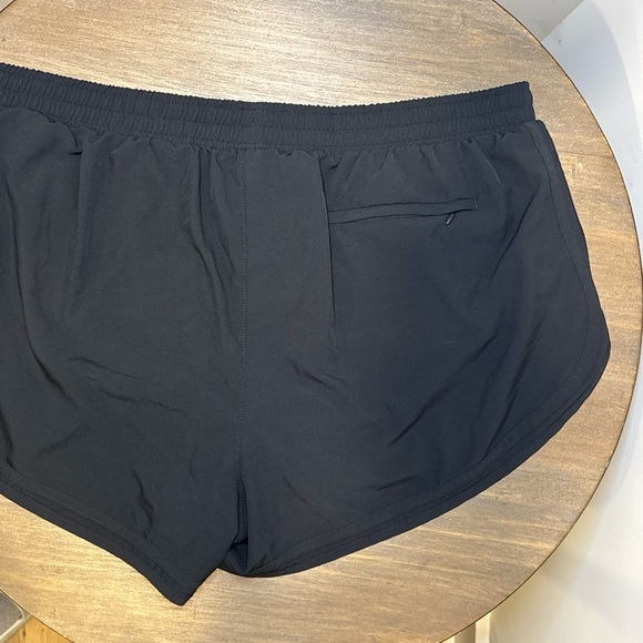 Champion Women's Black Shorts - Picture 5 of 8